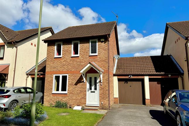 Link-detached house for sale in Mustang Avenue, Whiteley, Fareham