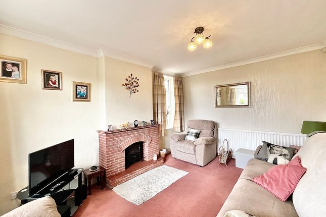 307, Ash Bank Road, Werrington, ST9 photo 2