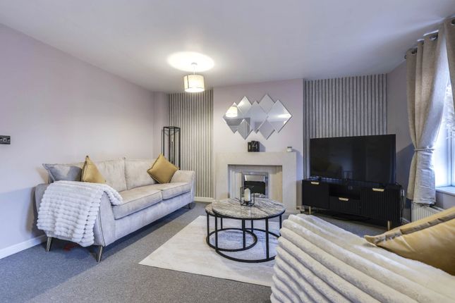 31, Oaklands Road, Leeds photo 3