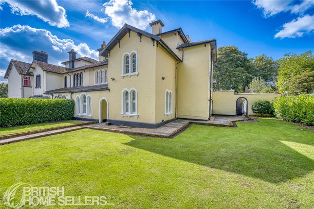 2, The Villas, Staffordshire photo 2