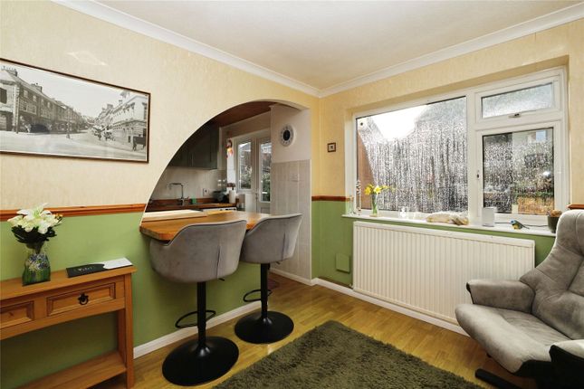 6, Abbots Drive, Devon photo 3