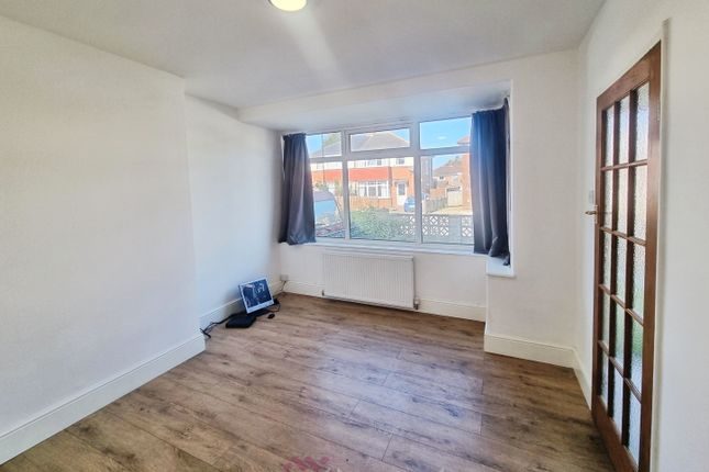 41, Hardy Road, Doncaster photo 4