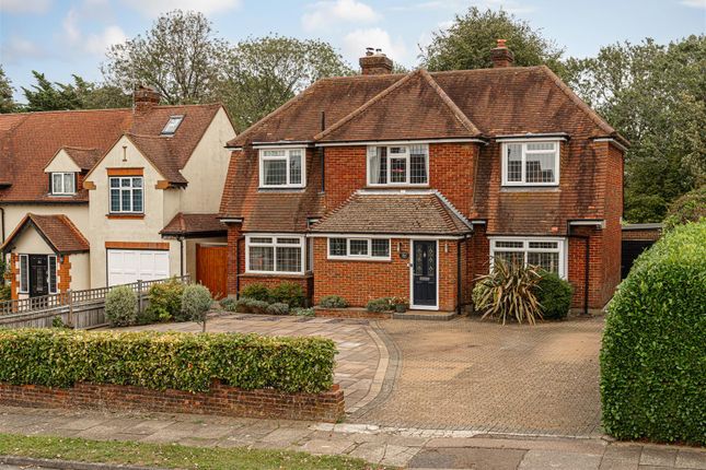 Thumbnail Detached house for sale in Tumblewood Road, Banstead