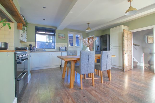 94a, Carter Street, Uttoxeter photo 2
