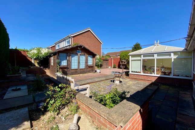 3 Chelmsford Drive, Grantham photo 2