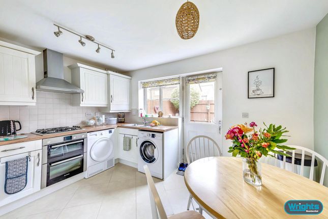 7, Kingfisher Close, Trowbridge photo 4