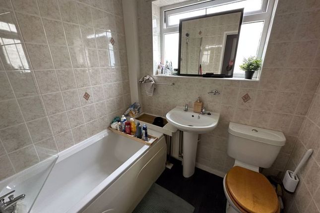Semi-detached bungalow to rent in St. Johns Drive, Huddersfield