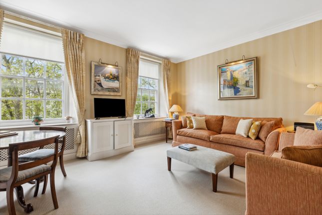 Flat for sale in Lowndes Square, Knightsbridge