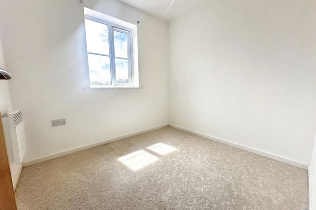 7, Noble Court, Newport photo 4