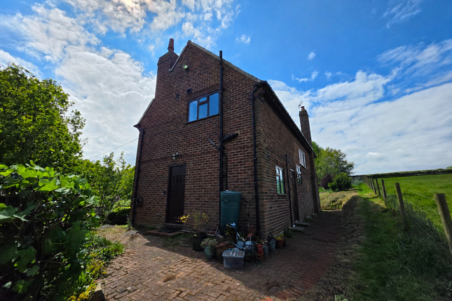 Stourton Cottage, Greensforge Lane, Stourbridge photo 4