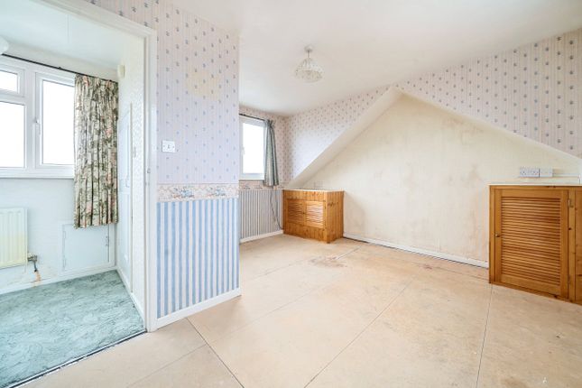 Bungalow for sale in Halifax Close, Wroughton, Swindon