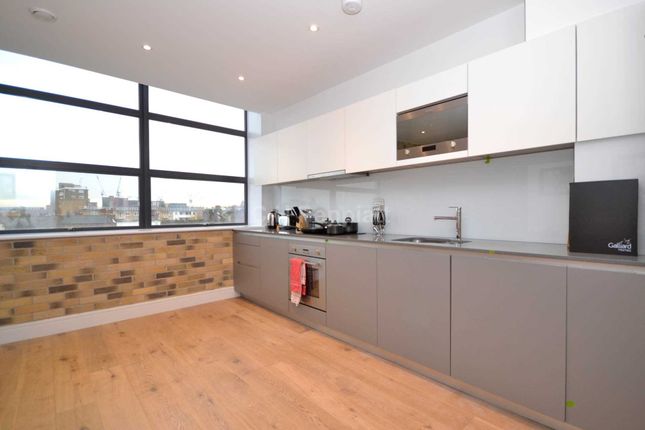 Flat to rent in Carlow Street, Camden Town