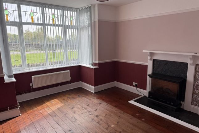 49 South Street, Crowland, Peterborough photo 2