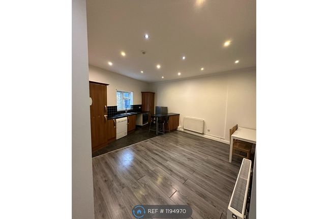 Kitchen/Living Room