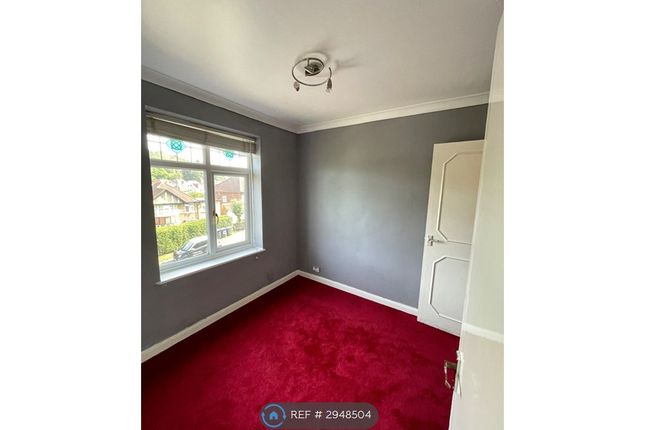 Whitelands Road, High Wycombe photo 5