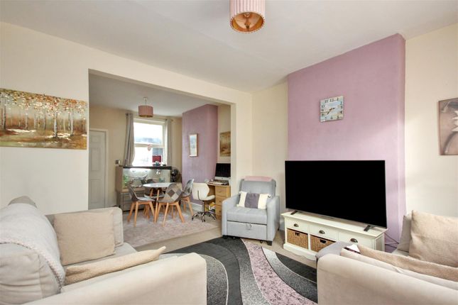 13, Roberts Street, Rushden photo 3