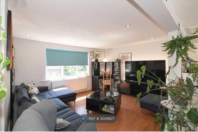 Flat, Wyndham Road, Camberwell photo 4