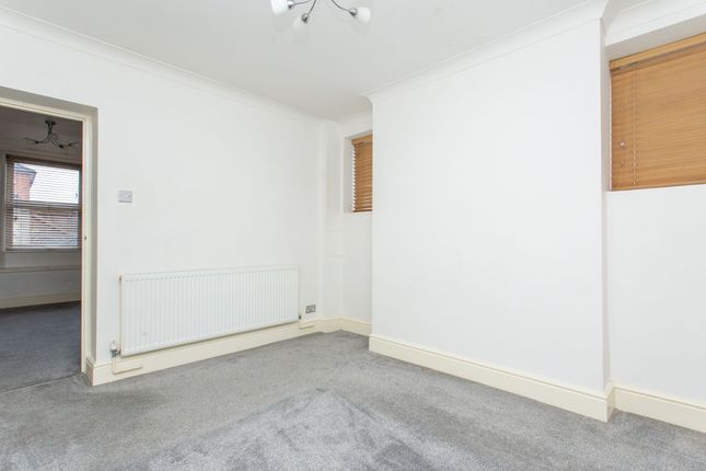 Flat for sale in Nunnery Fields, Canterbury