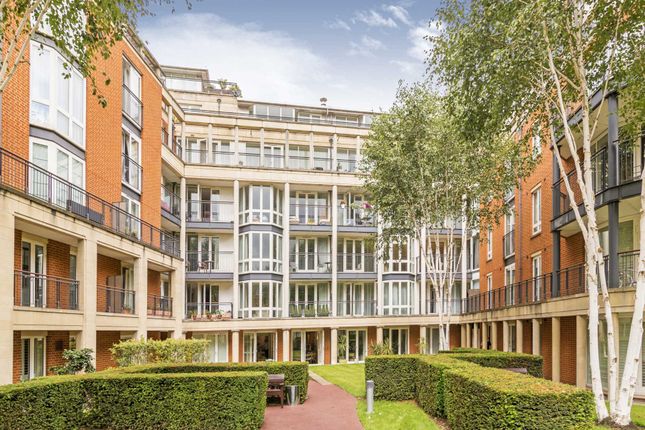 Flat for sale in Benham House, Kings Chelsea