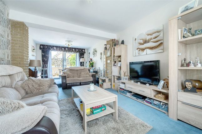Terraced house for sale in Victoria Avenue, Barnet