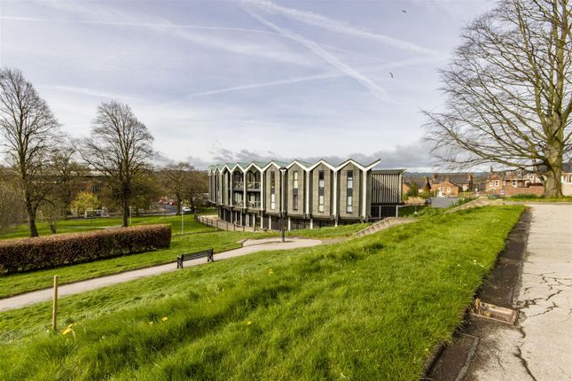 Apartment 10, Knightsbridge Court, Chesterfield photo 4