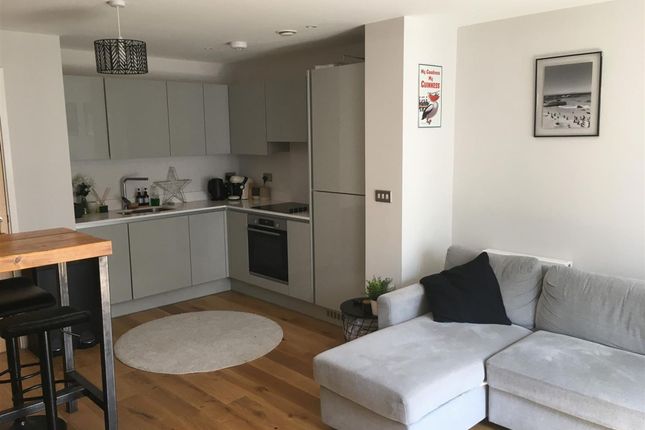 Flat 117, Hope Quay The Gateway, Bristol photo 2