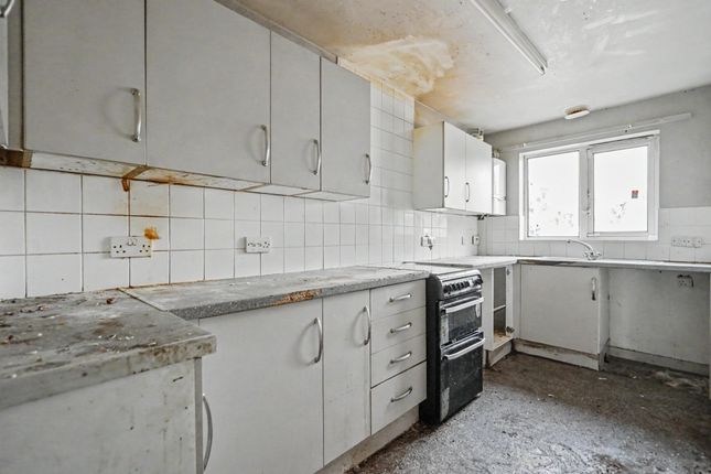26, Abbotts Close, London photo 4