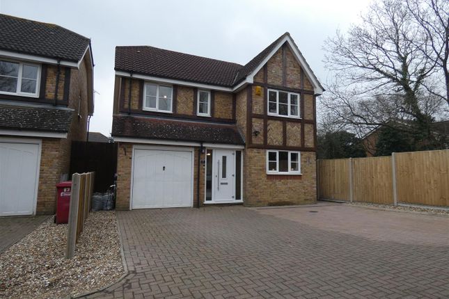 Thumbnail Detached house to rent in Earls Lane, Cippenham, Slough