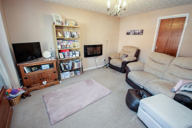 Flat for sale in North Street, Rushden