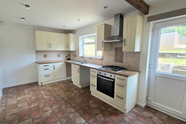 27 Bowley Road, Hailsham photo 3