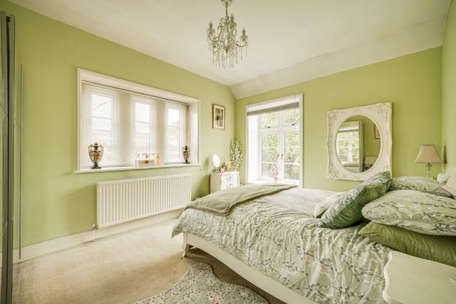 Flat 4, Wellington House, Heath And Reach photo 4