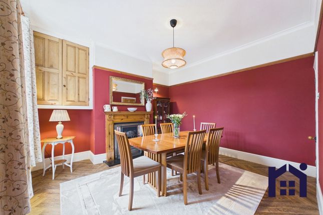 27 Lawrence Lane, Chorley photo 3