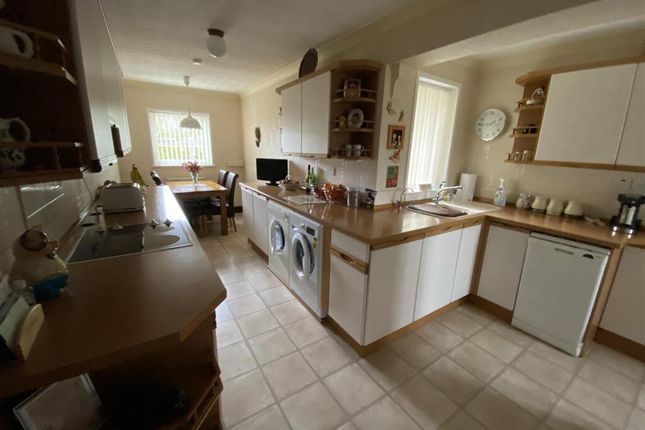 31, Wood View, Doncaster photo 3