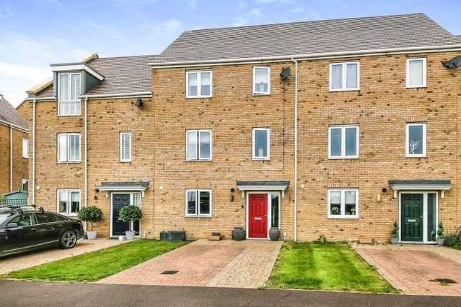 Thumbnail Terraced house for sale in Minnow Avenue, King's Lynn