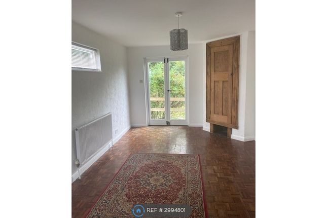Barkham Road, Wokingham photo 3