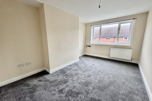 Colescliffe Road, Scarborough photo 3