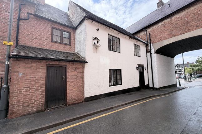 3-bed house on Dove Cottage, North Street, Atherstone, £225,000