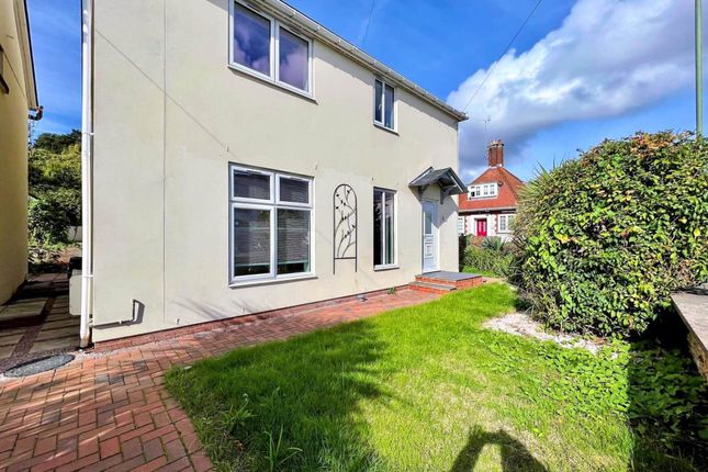 Detached house to rent in Avenue Road, Torquay