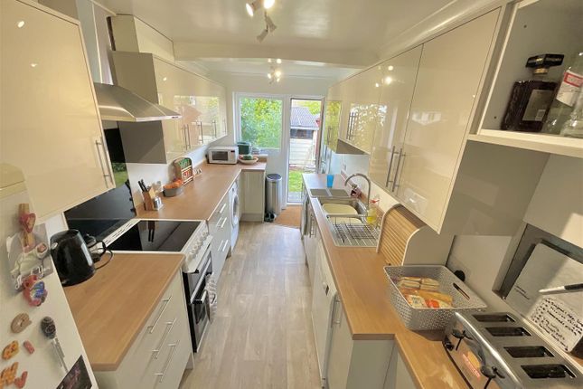 44, Yew Tree Drive, Bristol photo 2