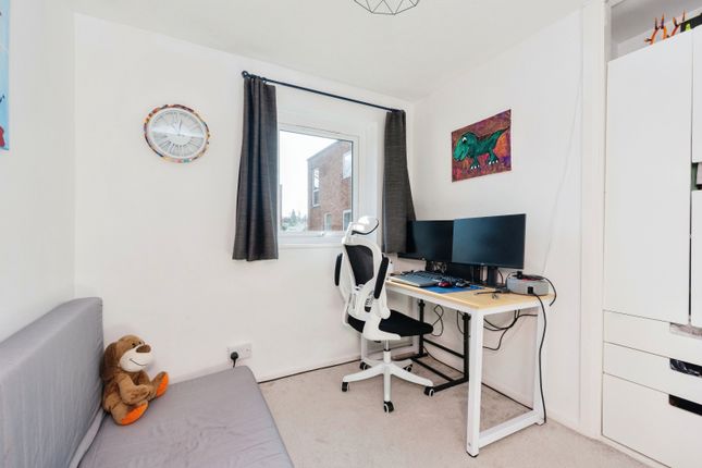 Flat for sale in The Gables, Brooklands Road, Sale, Greater Manchester