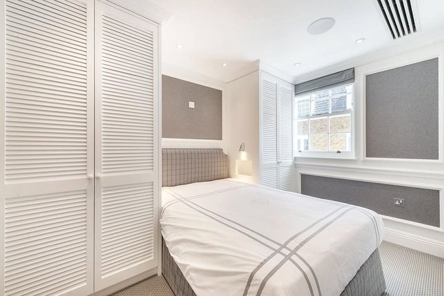 Detached house for sale in Eaton Mews North, London