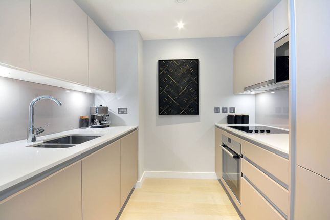 Thumbnail Flat to rent in Uncle Elephant &amp; Castle, Elephant And Castle, London