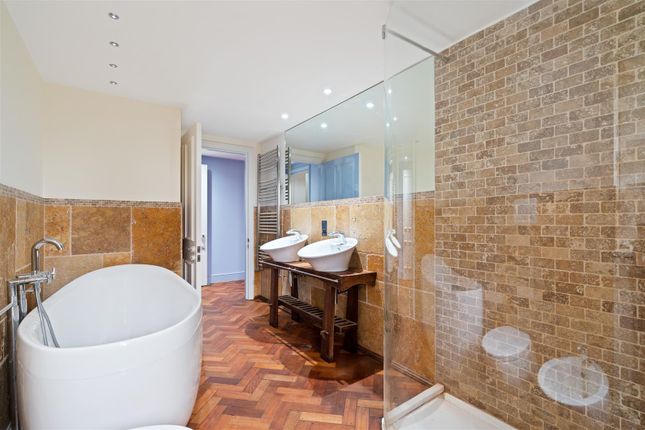Flat 9, The Tower, 55, Fitzjohn's Avenue, Hampstead photo 4