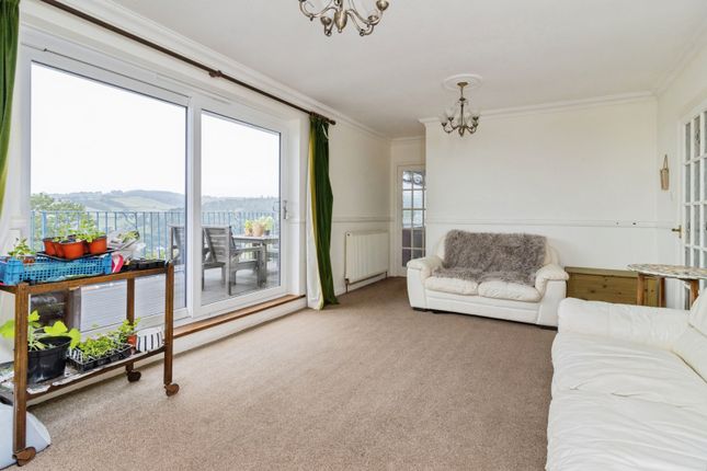 53, Meadow Park, Devon photo 3