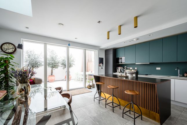 Thumbnail Detached house for sale in Forbes Lane, London
