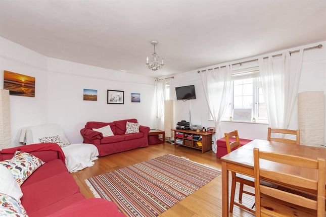Flat 6, Northwood House, 119, Tankerton Road, Whitstable photo 2