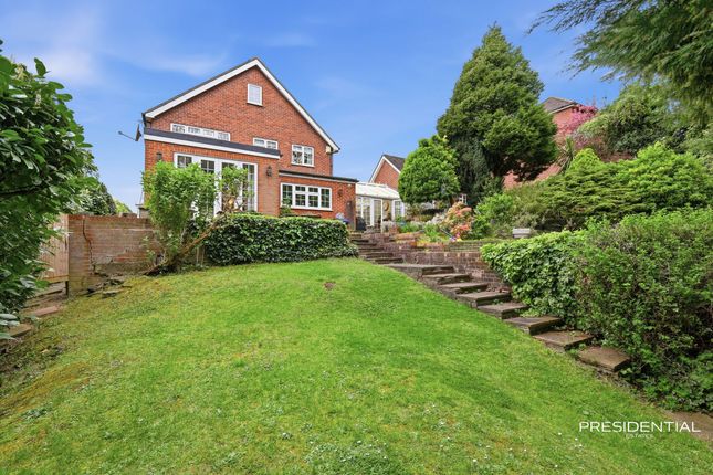 25 The Summit, Loughton photo 4