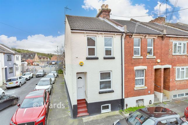 4-bed terraced on 1, Second Avenue, Chatham, £275,000