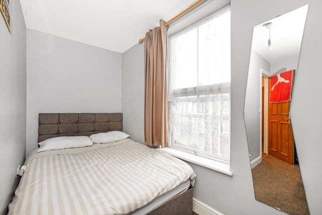 End terrace house for sale in Crunden Road, South Croydon, Surrey