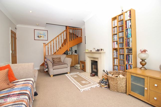 37, Hever Avenue, West Kingsdown photo 2